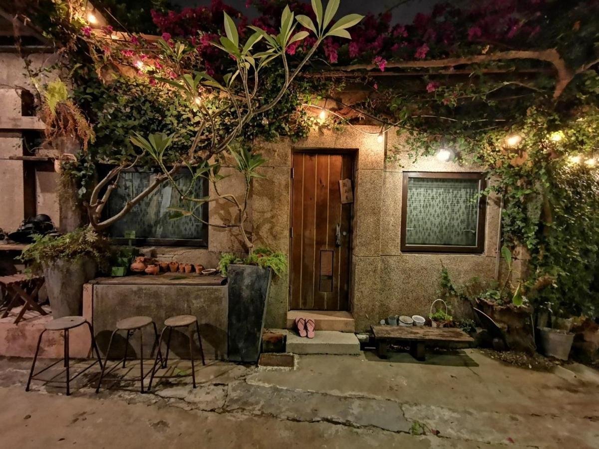 Dear B&B Tainan Bagian luar foto